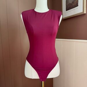 Babaton Contour Shoulder Pad Fuchsia Sleeveless Bodysuit